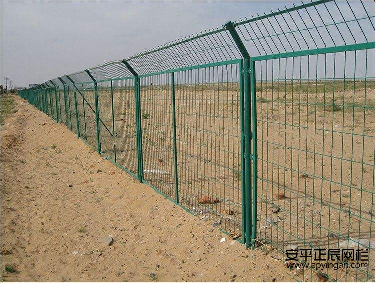 鋼網(wǎng)護(hù)欄