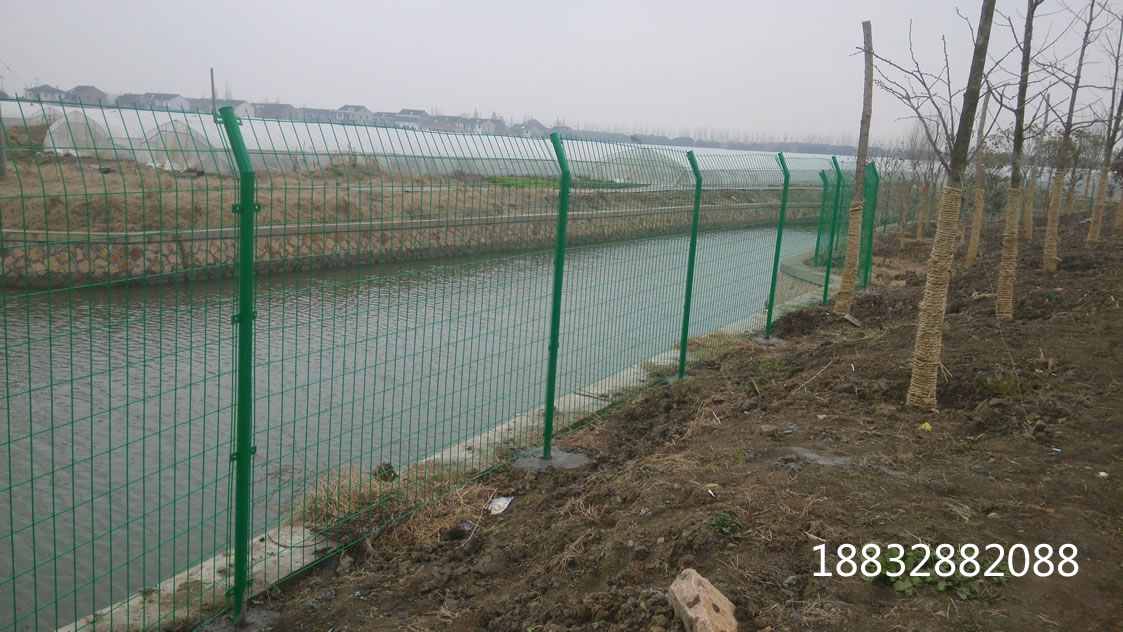 護(hù)欄網(wǎng)案例