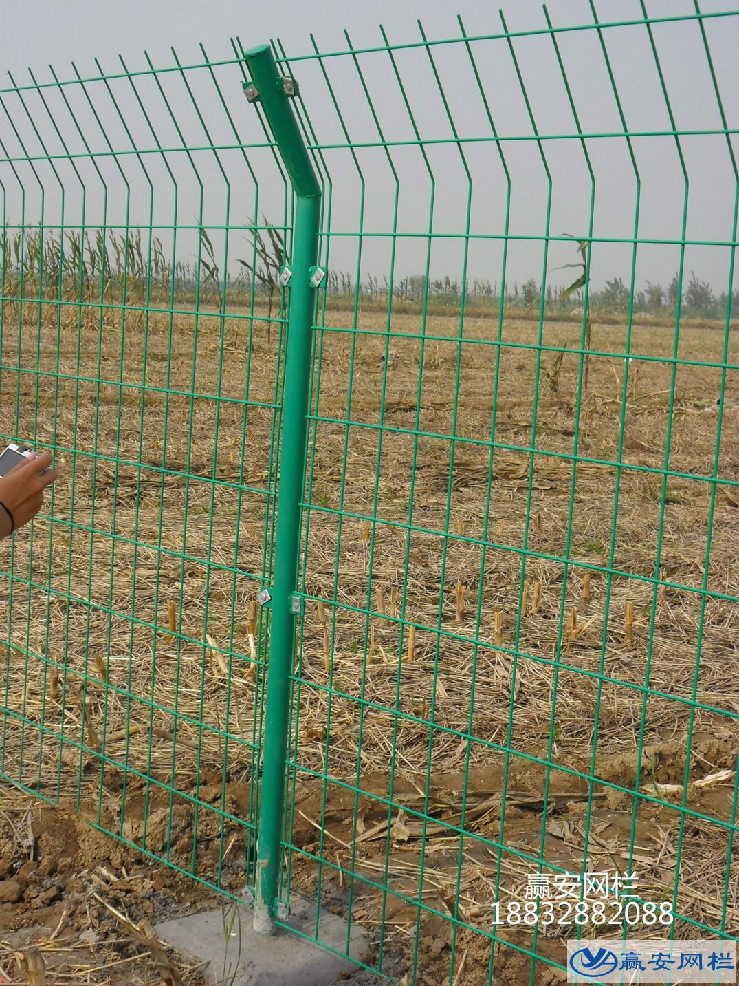 護(hù)欄網(wǎng)立柱