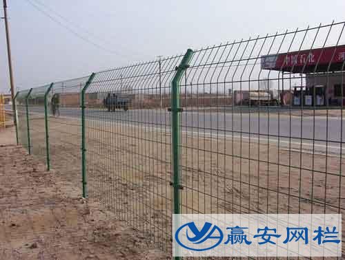 公路護欄網(wǎng)