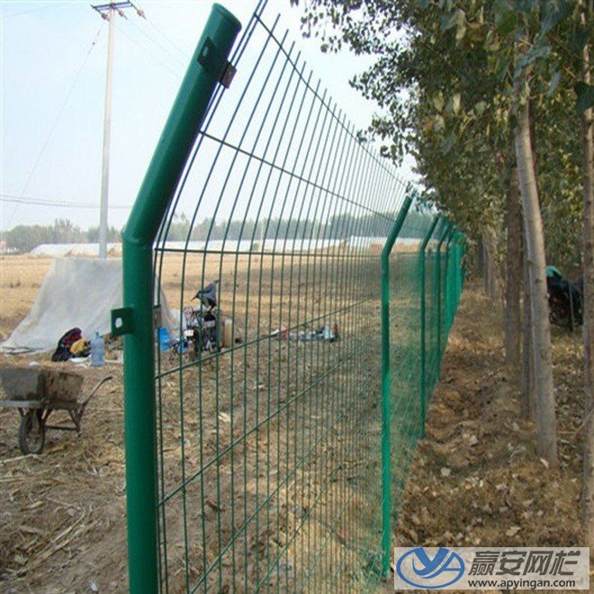 圈地鐵絲圍欄網