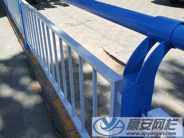 市政道路護欄