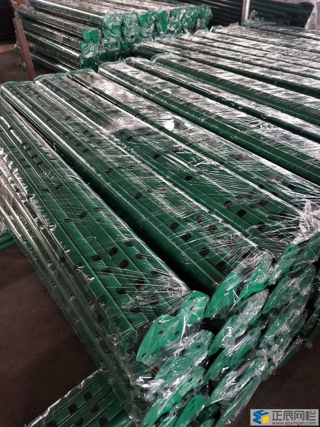 桃型柱護欄網廠家批發