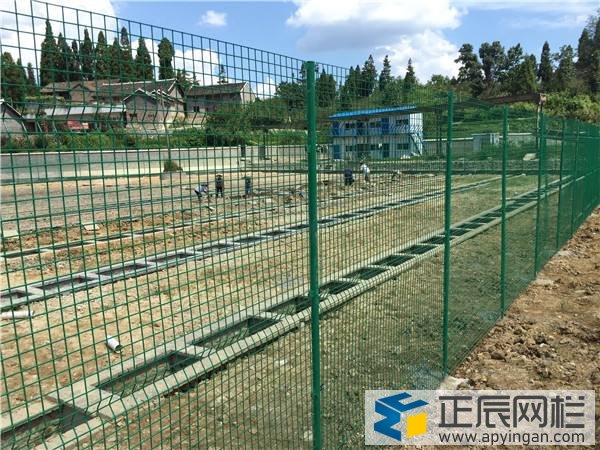 護(hù)欄網(wǎng)產(chǎn)地