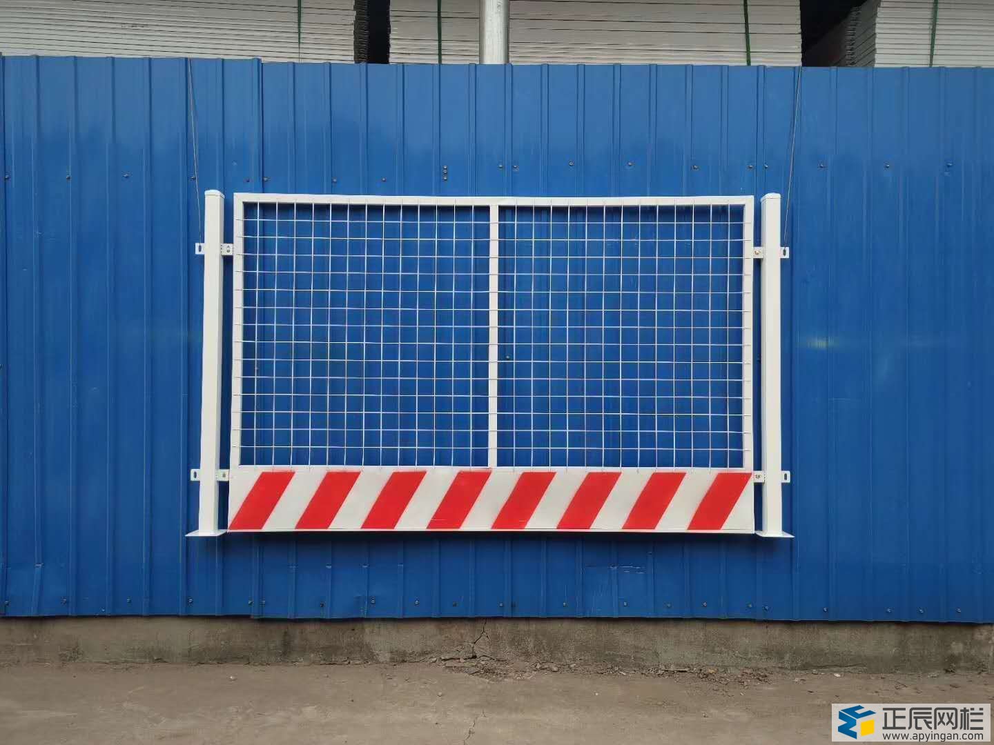 基坑防護(hù)欄圖片