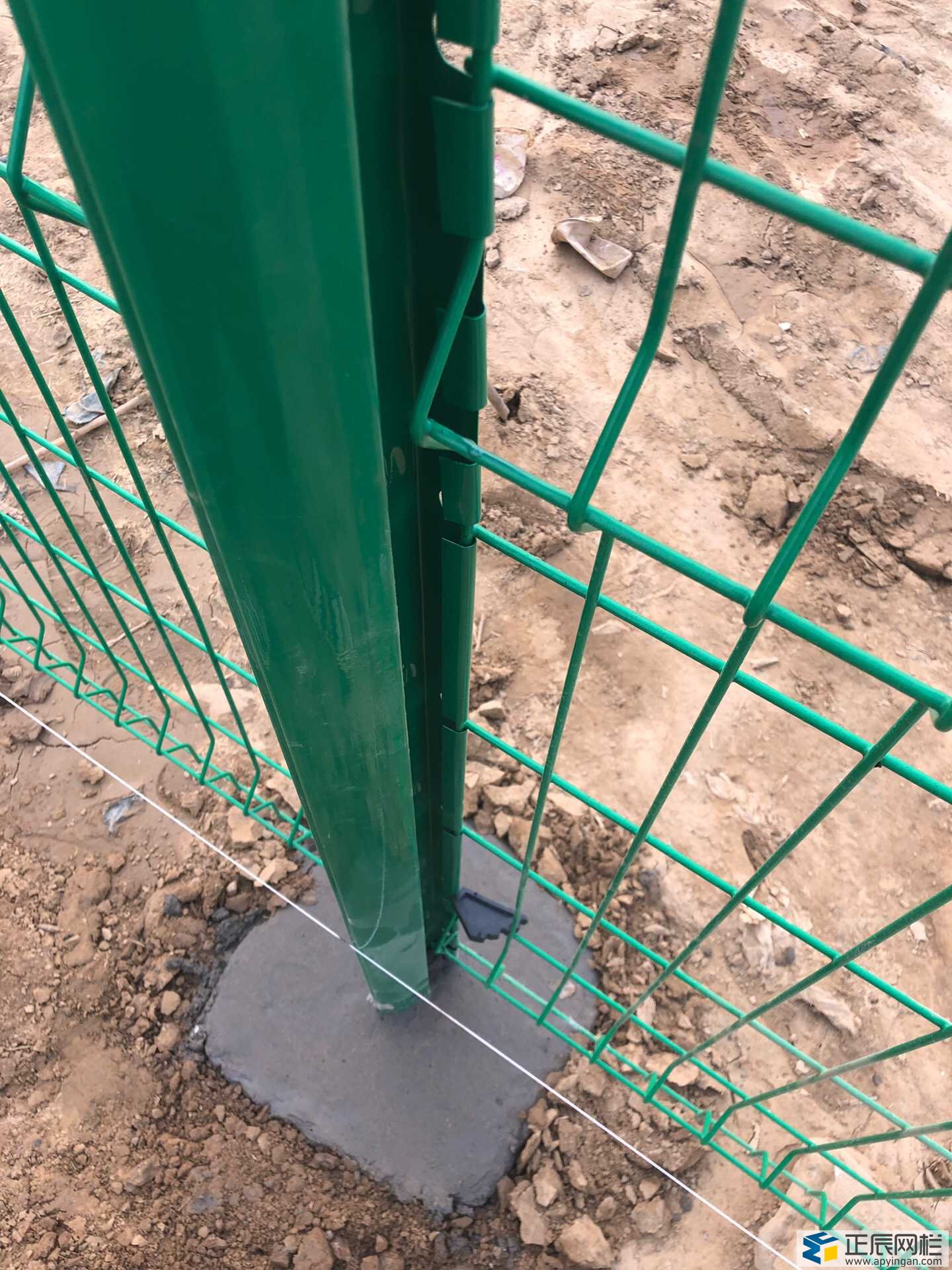 鐵網(wǎng)護(hù)欄施工方案