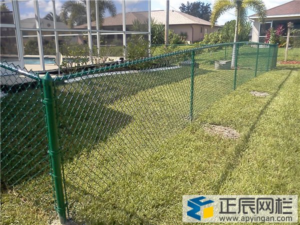 圍地護欄網價格