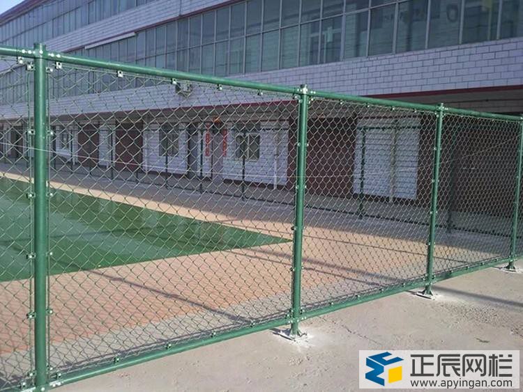 2米高勾花網(wǎng)護欄